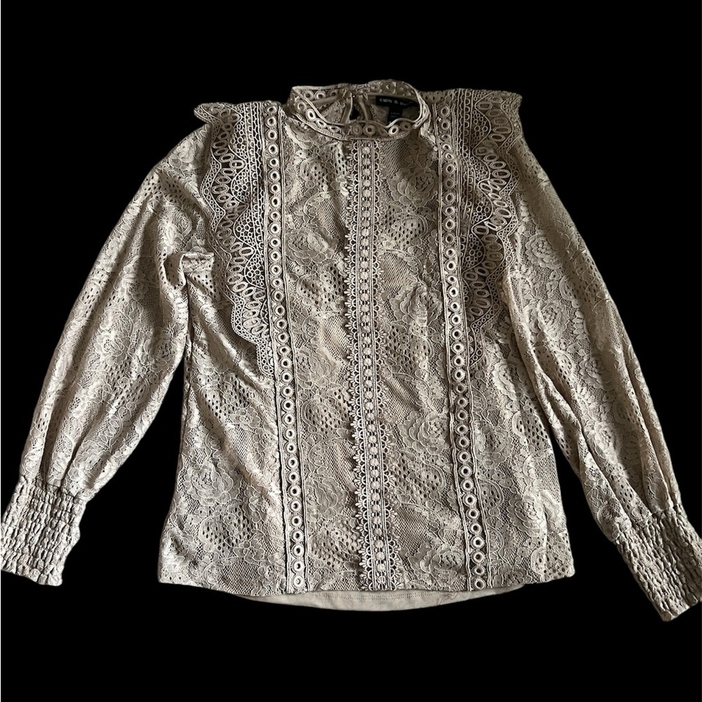 Cable & Gauge Taupe Lace Long Sleeve Top w/ Camisole